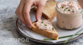 Секрет идеальной закуски из одной банки сайры: вкус получается настолько богатым что гости путают её с икрой