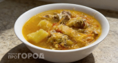 Хватит спорить о порядке закладки продуктов в щи: запомните простое правило идеального вкуса супа