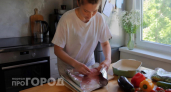 Больше не трачусь на магазинную ветчину: делаю нежную мясную нарезку из самого дешевого куска в духовке
