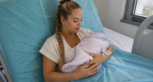 Во Владивостоке у молодой мамы родился первенец весом 5,6 килограмма