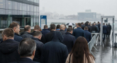 Второй день ВЭФ на Русском острове начался с дождя, очередей и грязи