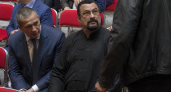 Стивен Сигал вновь приехал на ВЭФ и пообщался с участниками