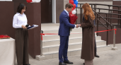 В Дальнегорске вручили ключи от 50 новых квартир семьям и специалистам