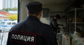 Во Владивостоке в баре на Маяке изъяли более 75 литров контрафактного алкоголя