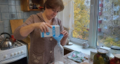 Перестала выбрасывать пластиковые бутылки: насыпаю внутрь соль и нахожу им восемь полезных применений в быту