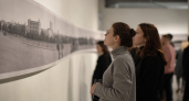 Во Владивостоке впервые за четверть века показали 66-метровый фотофильм