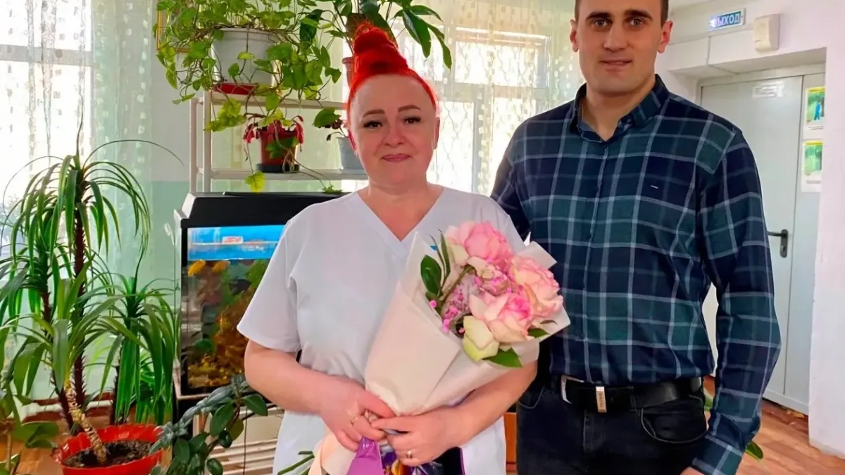 Депутат лично поздравил матерей погибших героев СВО в Уссурийске