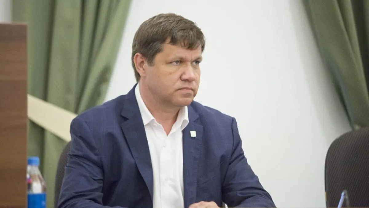 Японцы через суд требуют 50% доли экс-мэра Веркеенко в аэропорту