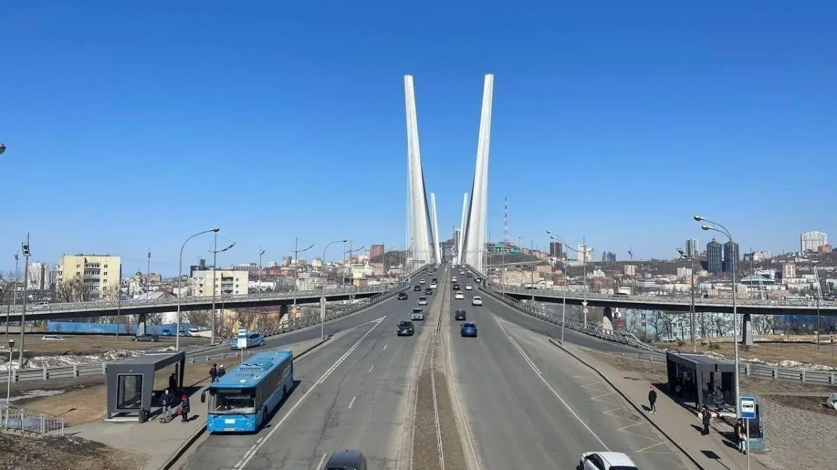 46 800 машин за месяц: почему рекордный импорт обошел Приморье стороной