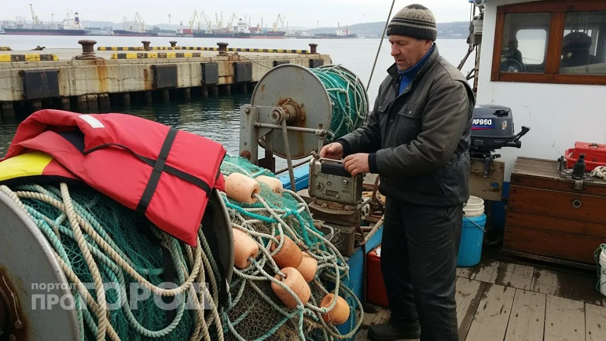 Море кормит лучше, но не только: где во Владивостоке зарабатывают по полмиллиона - список вакансий