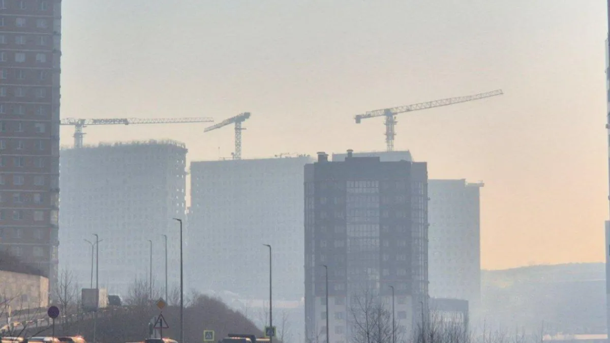 Видимость близка к нулю: Владивосток задыхается в плотном смоге