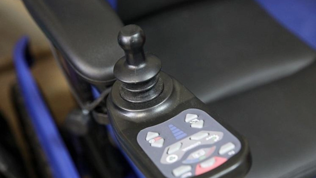 Приморцы с доходом ниже прожиточного минимума получат бесплатные протезы