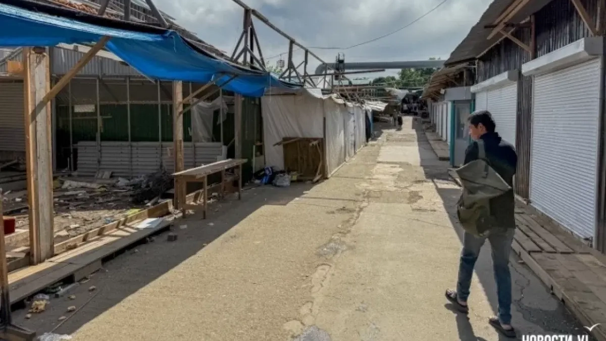 50 объектов рынка на Спортивной во Владивостоке признали самовольными