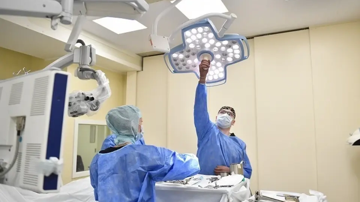 В Приморье впервые провели фетальную операцию и спасли мать с ребёнком