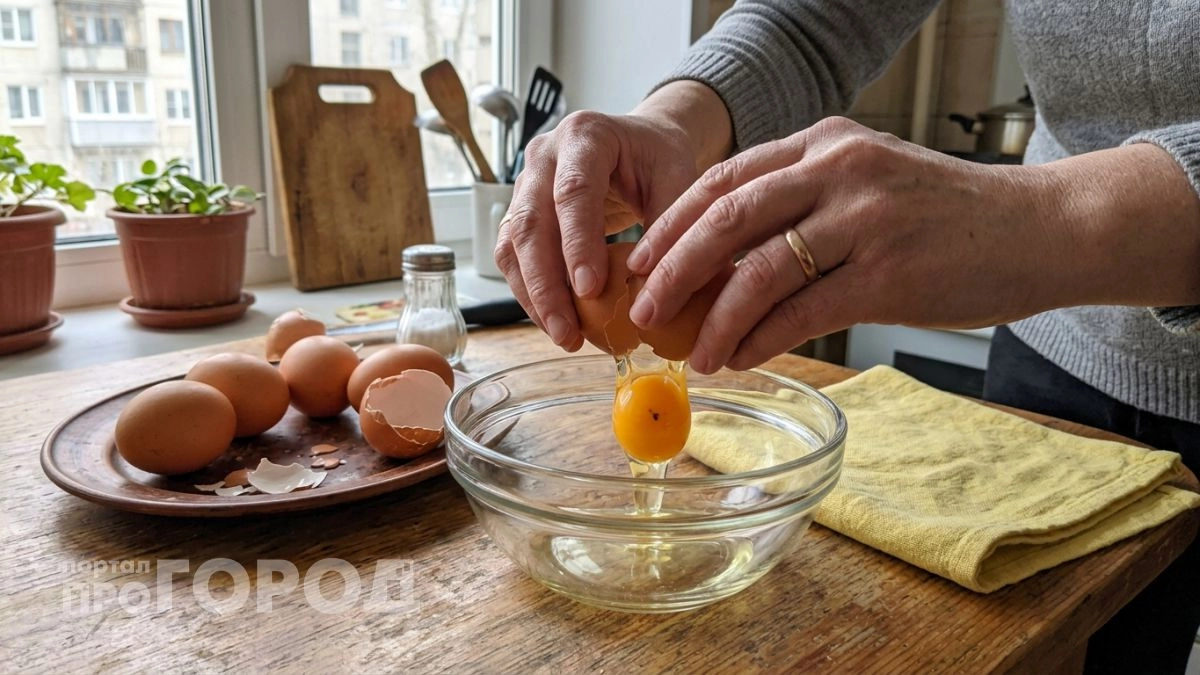 Пятно в желтке не повод выбрасывать яйцо — вот что на самом деле происходит внутри