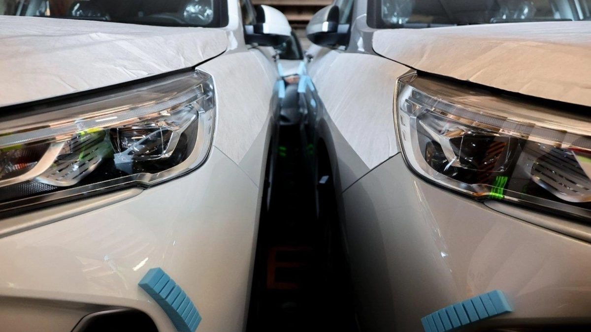 FESCO впервые доставила вьетнамские автомобили в Казахстан через Владивосток