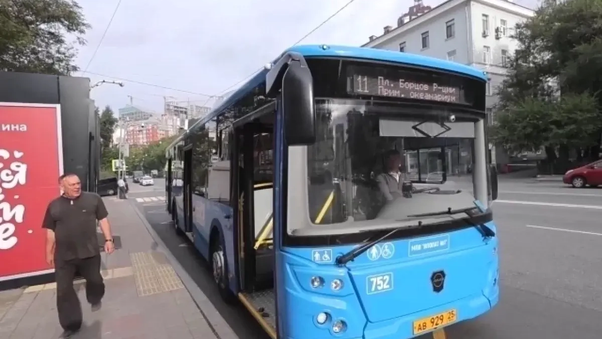 С 1 апреля на остров Русский выйдут дополнительные автобусы на трёх маршрутах