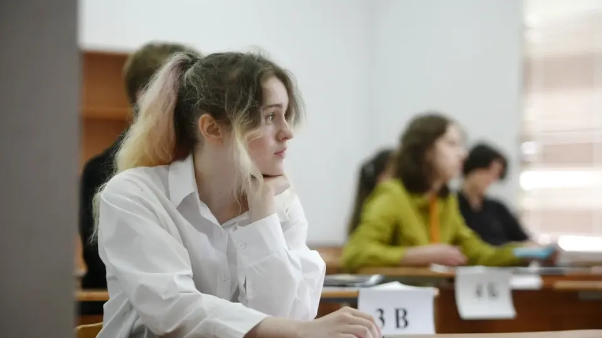 Более 8,5 тысячи школьников Владивостока сдадут ЕГЭ и ОГЭ в июне