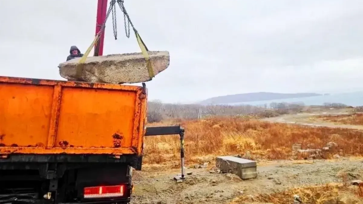 Нелегальную свалку на полуострове Назимова во Владивостоке ликвидируют 20 апреля