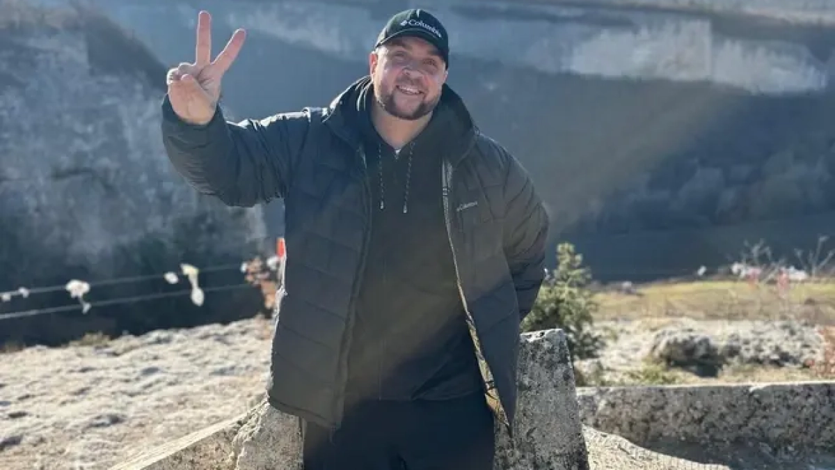 Экс-участник «Дом-2» попросил Путина снять ограничения на цифровые сервисы