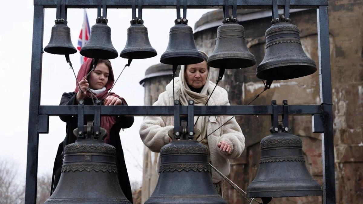 Курсанты подняли флаг над Фортом №1 и открыли сезон Владивостокской крепости