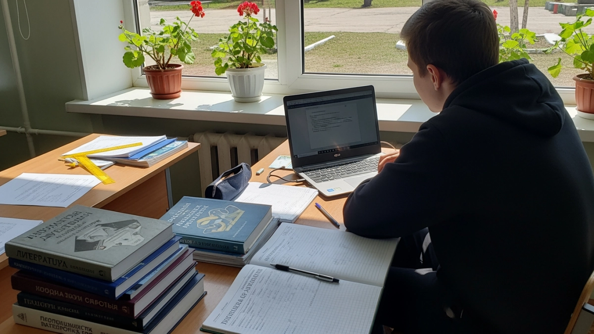 ЕГЭ-2026 по русскому и литературе: обновлены критерии и формулировки заданий