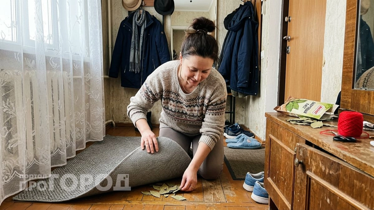 Всего один лавровый лист под дверным ковриком меняет атмосферу в квартире: делюсь своим личным наблюдением