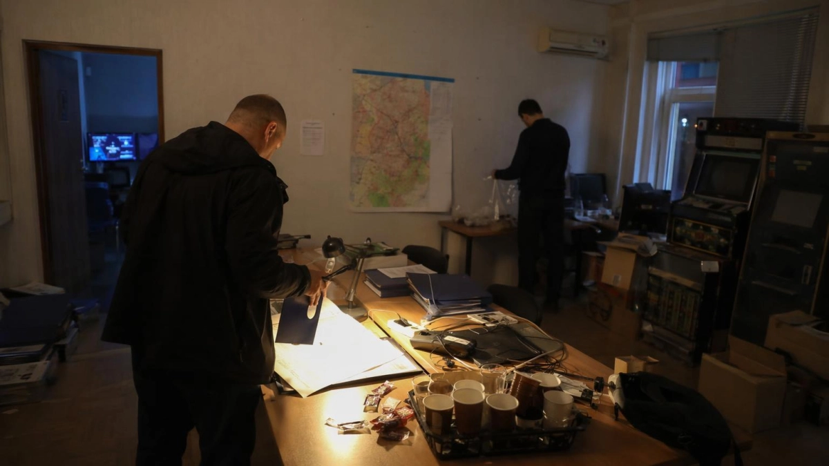 Суд оставил условные сроки 16 участникам игорного дела, добавив штрафы