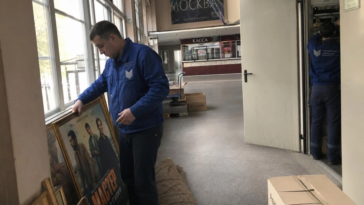 Директор кинотеатра «Москва» три года игнорировал суд и получил штраф 100 тысяч
