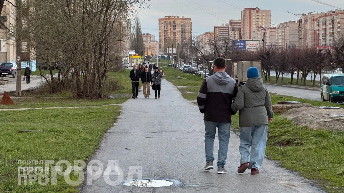 Выдайте себя за гения без слов: 7 скрытых особенностей внешности, которые мгновенно считывают окружающие люди