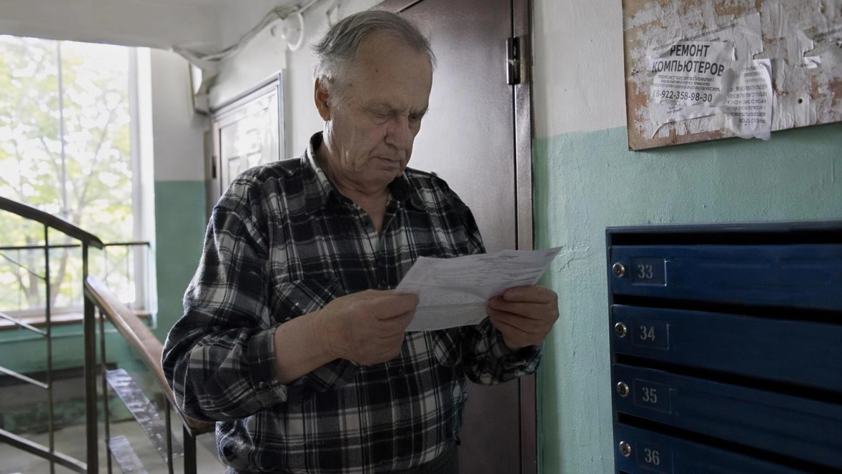 70-летний житель Приморья отдал мошенникам 2,5 млн рублей после звонка о награде сына