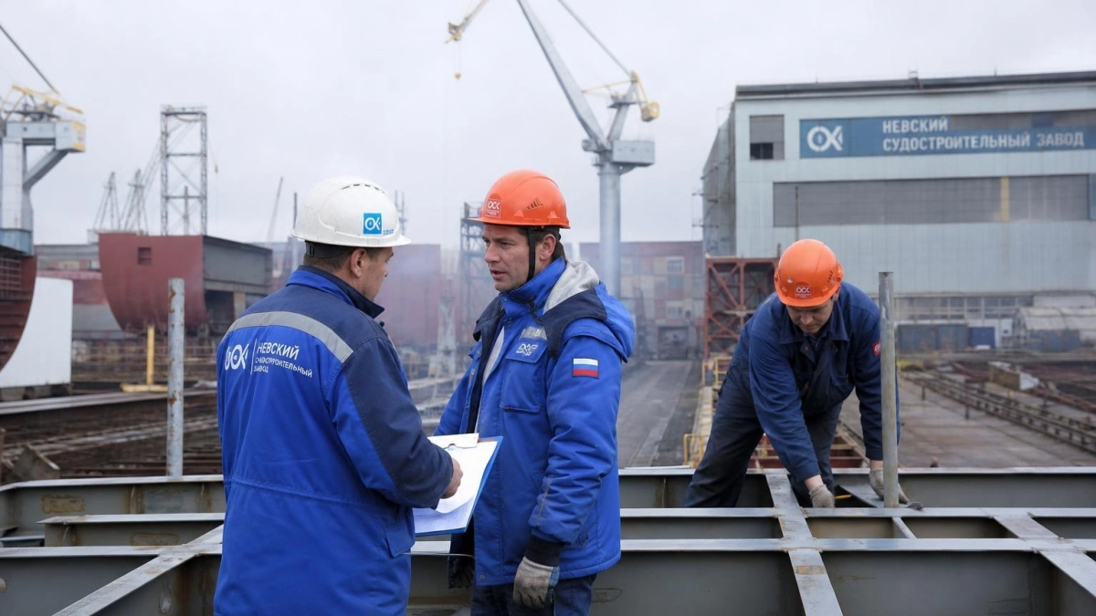 На Ливадийском заводе заложили два судна для снабжения островов