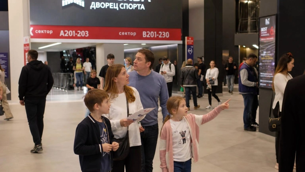 Зрители концерта Вани Дмитриенко во Владивостоке сидели на досках без вида на сцену