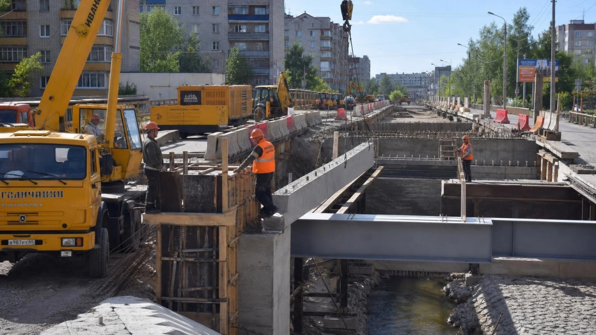Мост на Чичерина в Уссурийске сдадут раньше срока