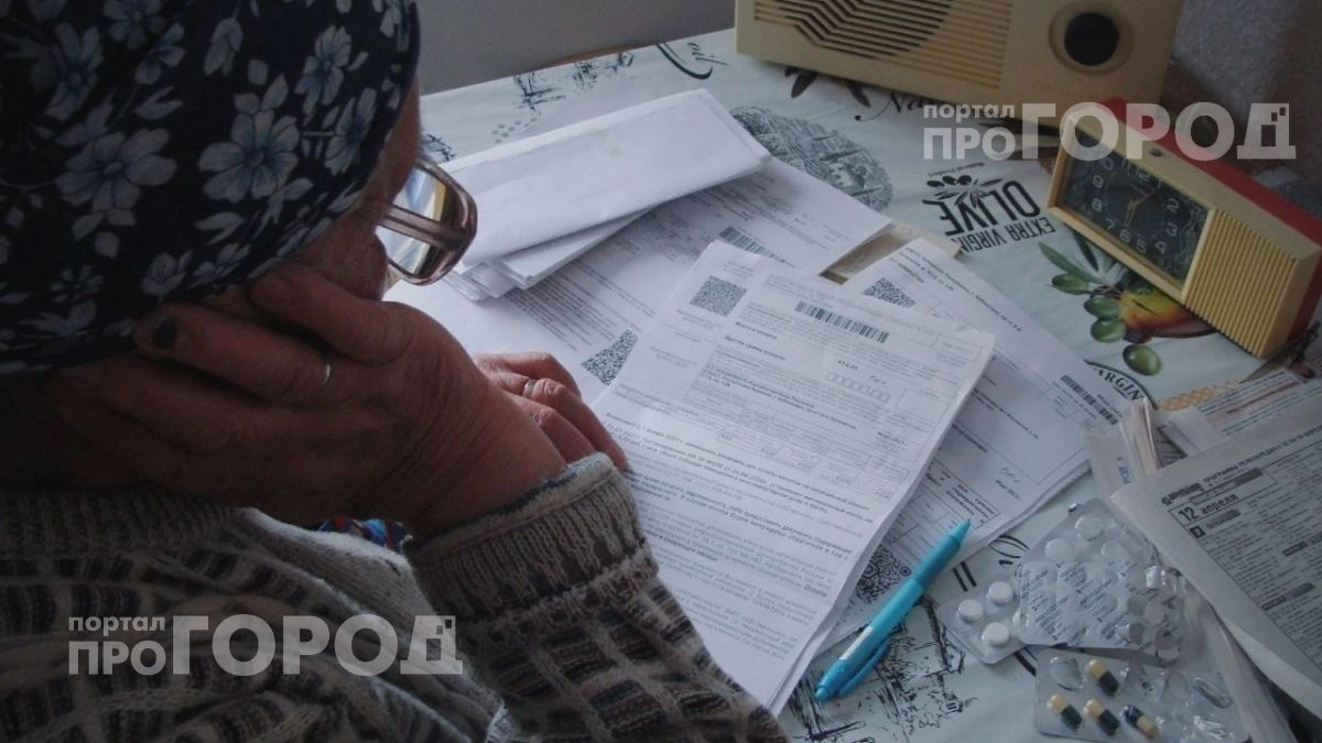 Срочно проверьте свои документы до 1 июня: что нужно принести в СФР прямо сейчас, чтобы не лишиться выплат