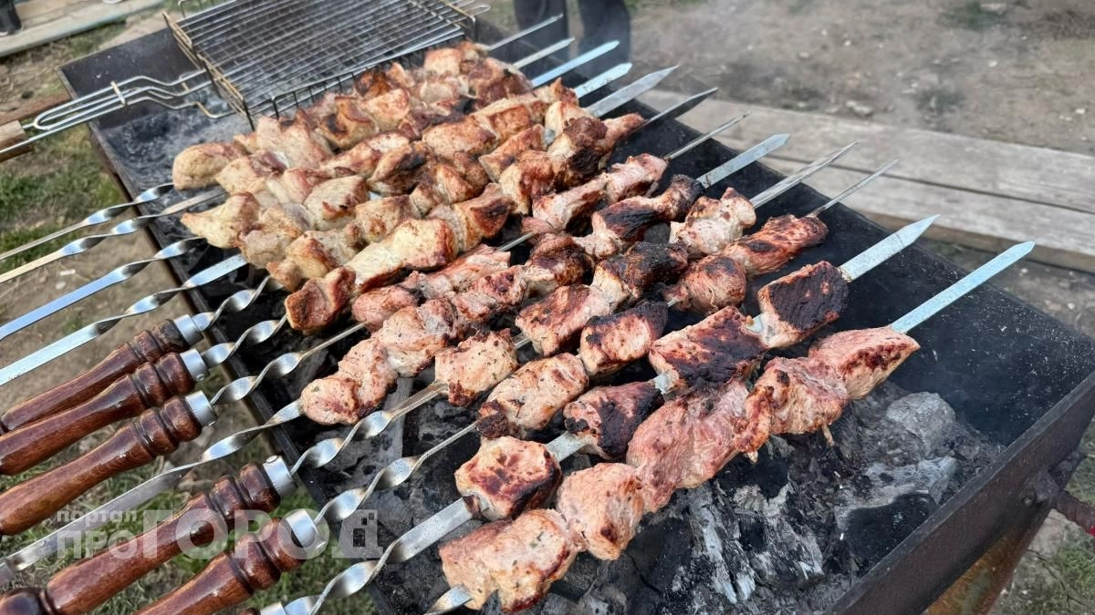 Вы годами готовите шашлык неправильно: 5 распространенных ошибок с мясом, которые безнадежно портят вкус
