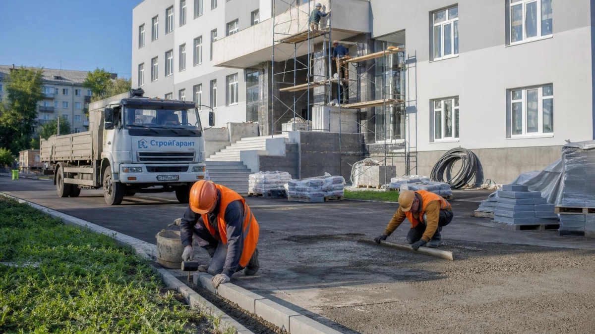 В Находке завершают отделку новой поликлиники: фасад готов, идут финальные работы