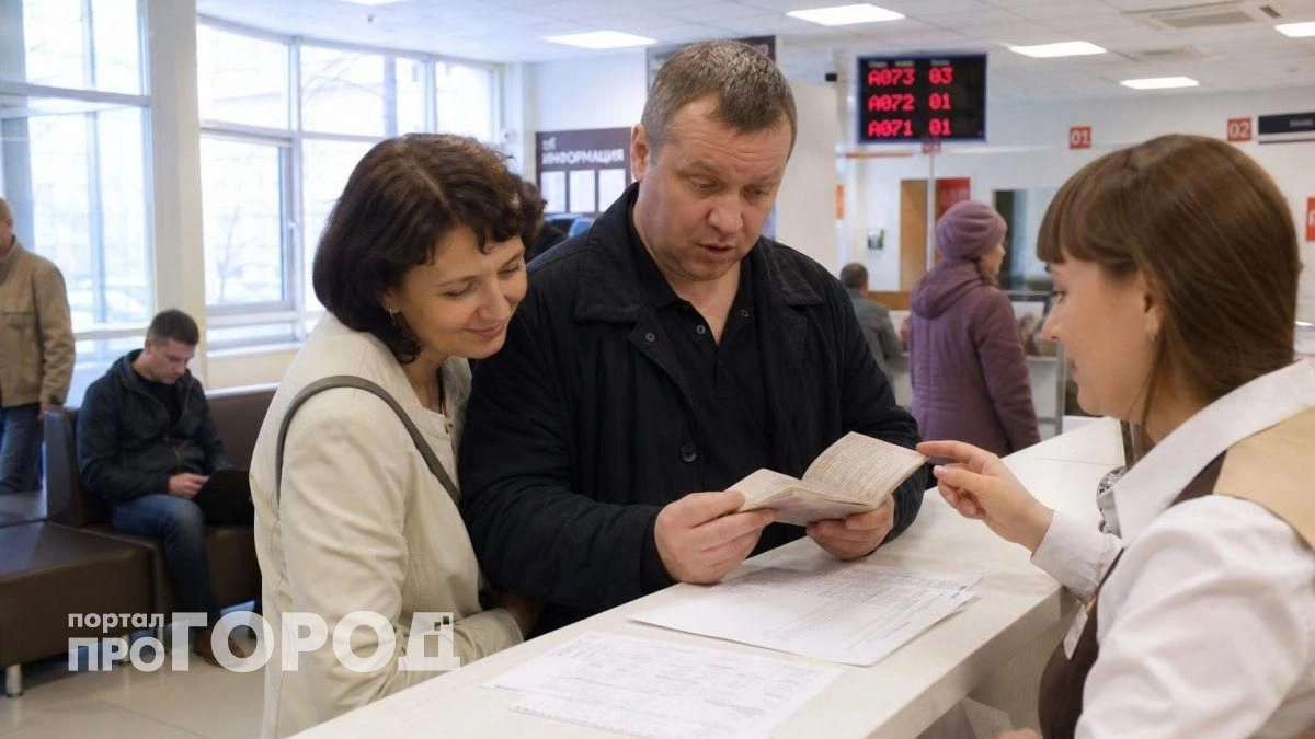 Заберите свои деньги по старым сберкнижкам: государство утвердило правила тройных выплат за вклады СССР