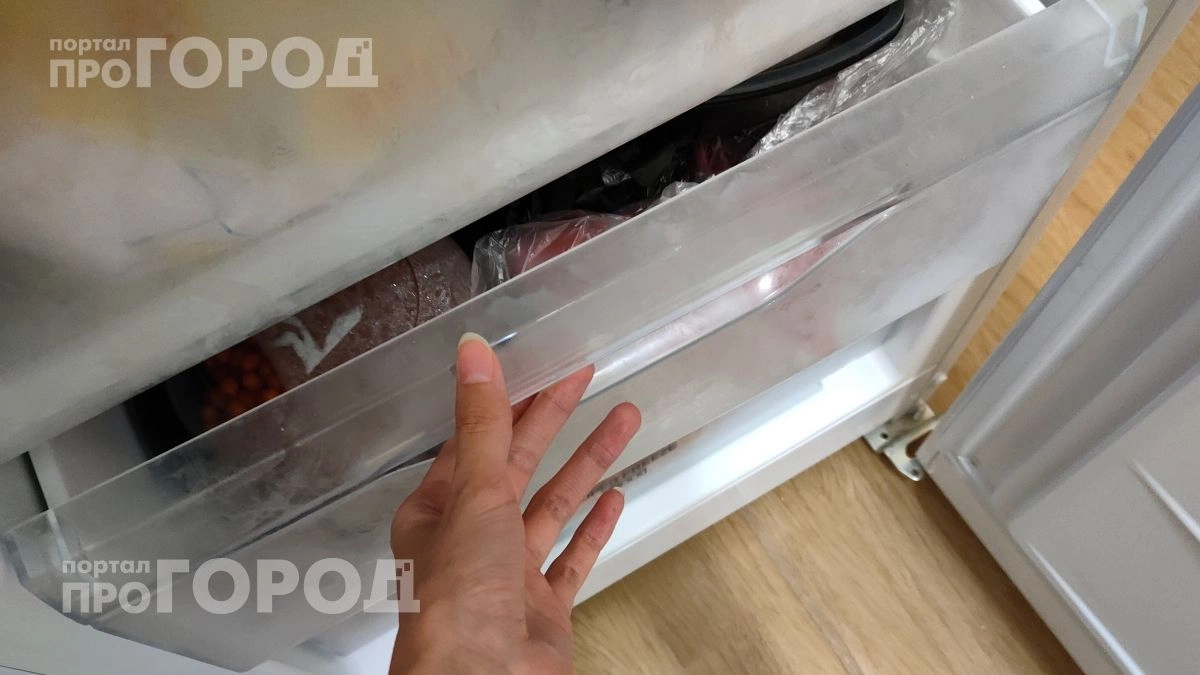 Хватит выбрасывать испорченную зелень: мой способ заморозки сохраняет вкус и аромат свежим до самой весны