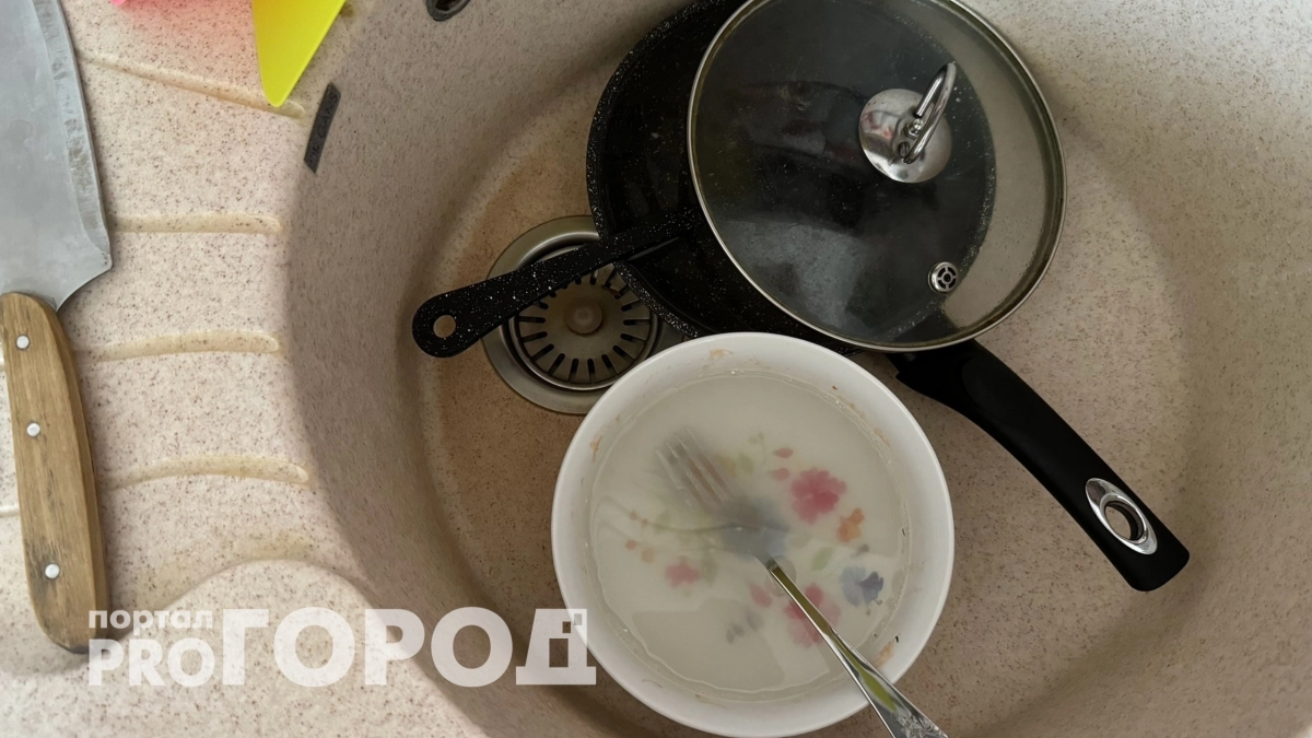 Срочно уберите это со стола: привычная посуда незаметно отравляет ваш организм при каждом приеме пищи