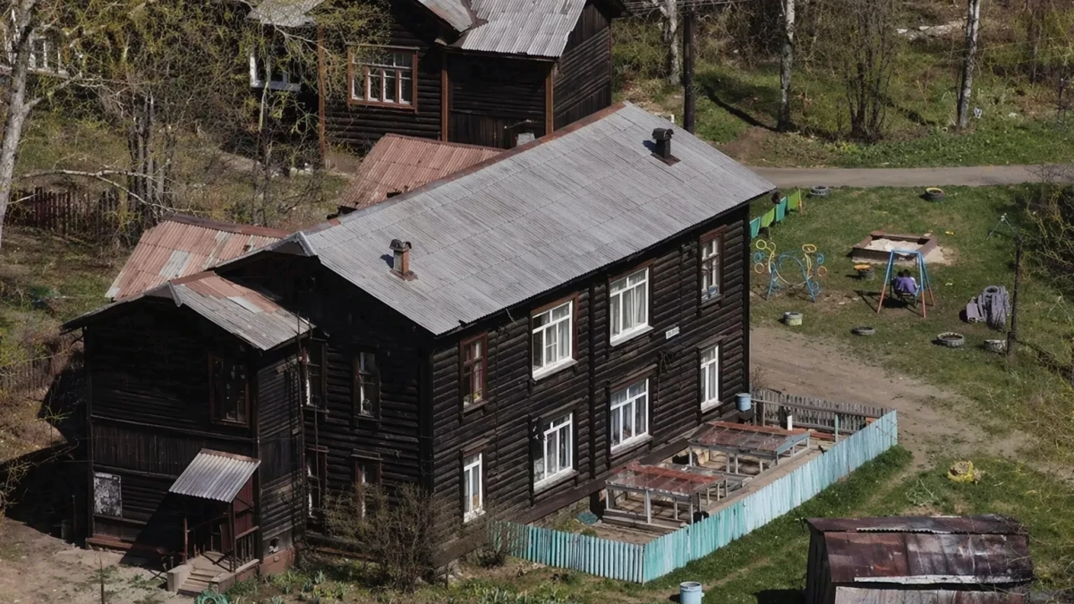 Жильцов аварийного дома под Владивостоком не расселяют вопреки решению суда