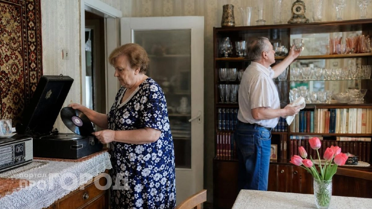 Загляните в свои антресоли прямо сейчас: обычный хлам из СССР сегодня стоит дороже новой иномарки