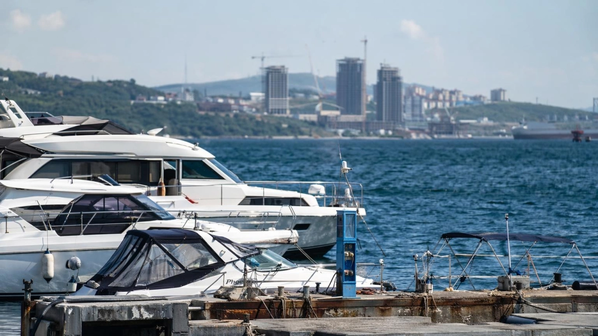 В Босфоре Восточном построят два причала для маломерных судов