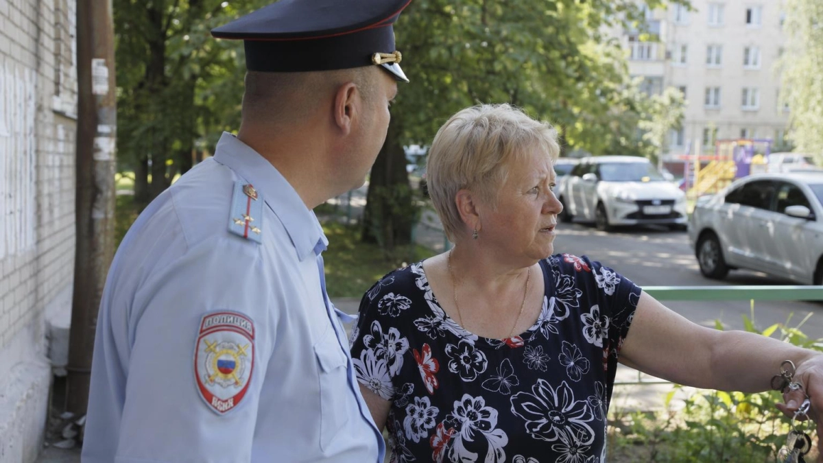 В Приморье мошенники чаще звонят женщинам-пенсионеркам, при этом спам снизился на 35,7%