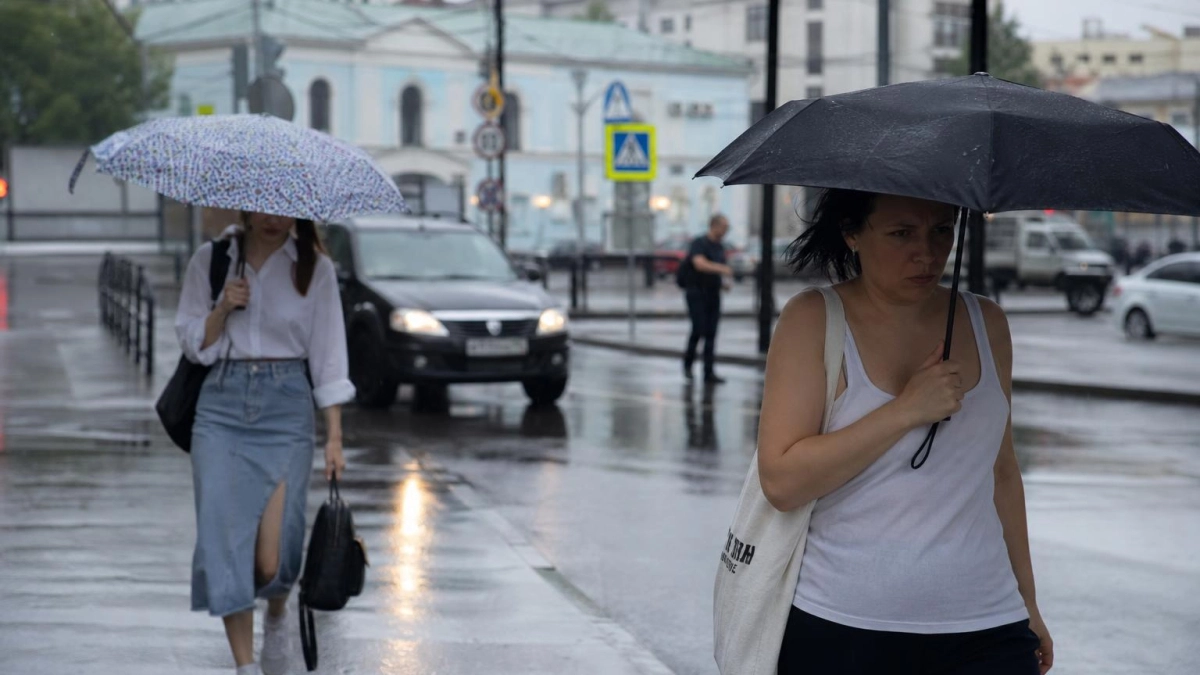 Циклон BAVI принесёт в Приморье жару до +35 и дожди