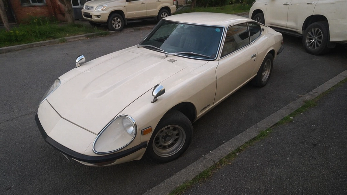 Во Владивостоке продают Nissan Fairlady Z 1974 года с одним владельцем