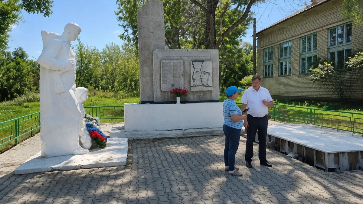 В Приморье по проекту Большое благоустройство обновляют дворы улицы и памятные места
