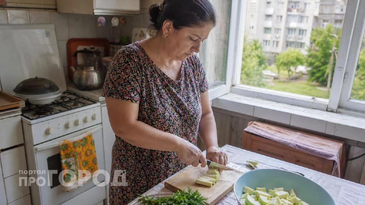 Больше не вожусь с жаркой кабачков: делаю из них нежную закуску по турецкому методу и вся семья просит добавки