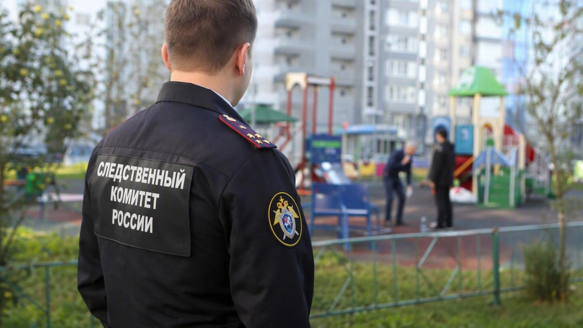 Во Владивостоке возбудили дело после падения футбольных ворот на 10-летнего мальчика