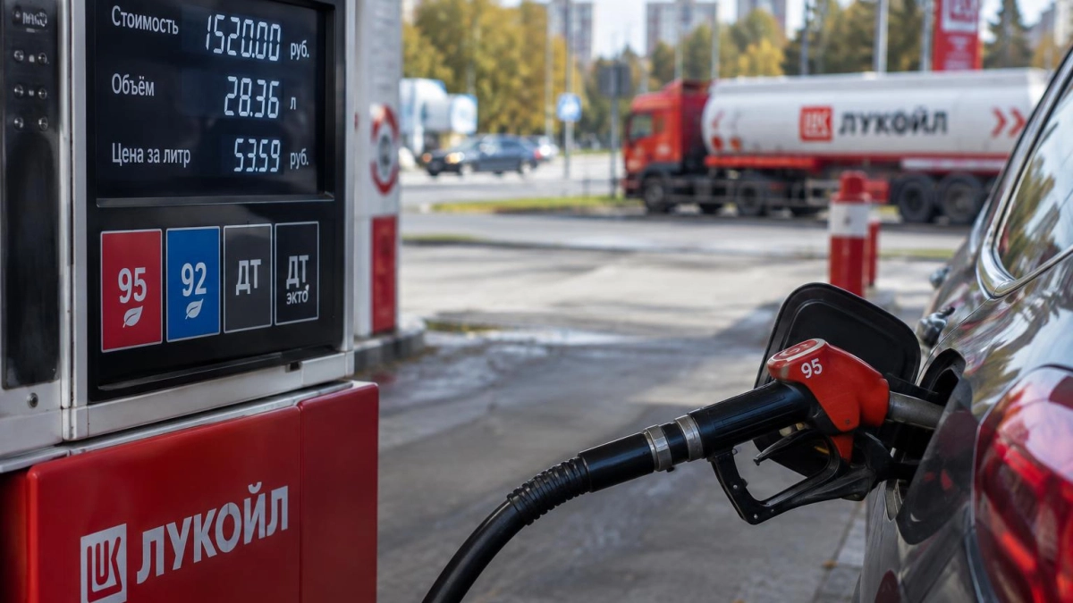 Во Владивостоке у Бензо бензин за неделю подорожал сразу на 12–13 рублей